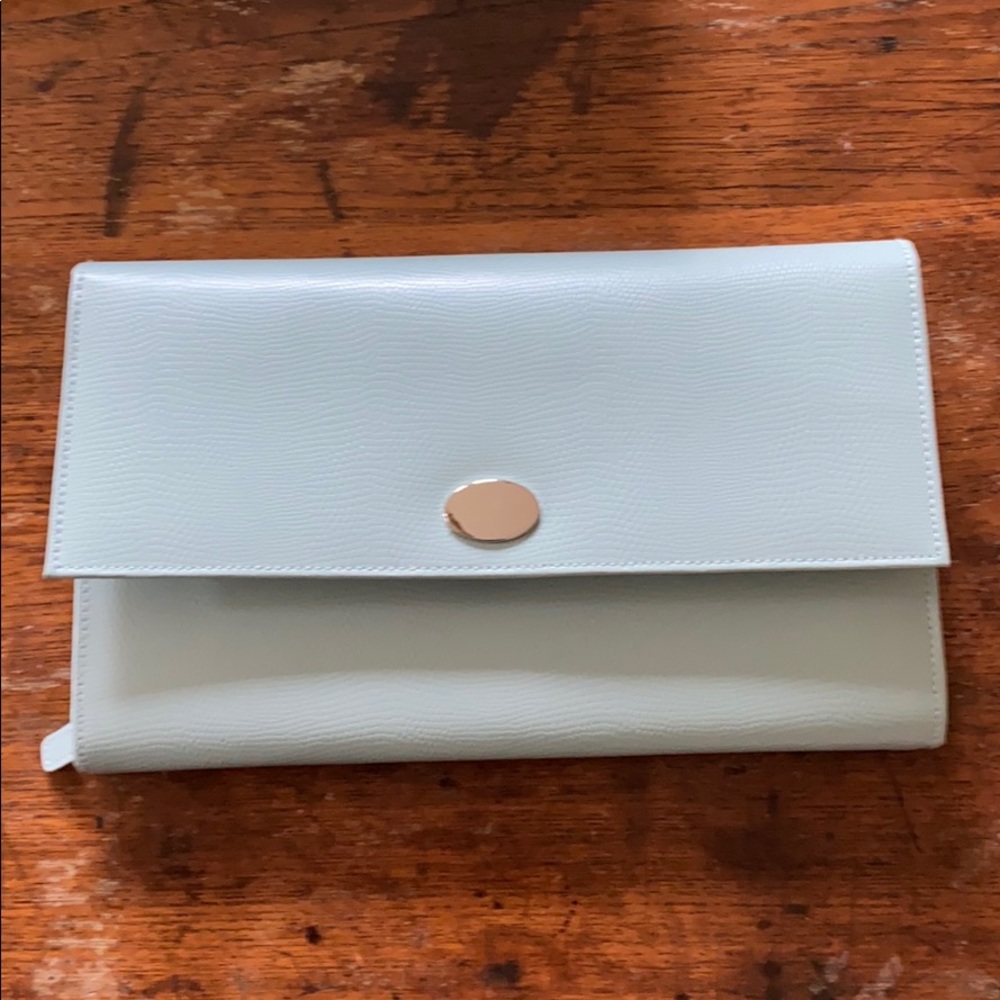 Travel jewelry case